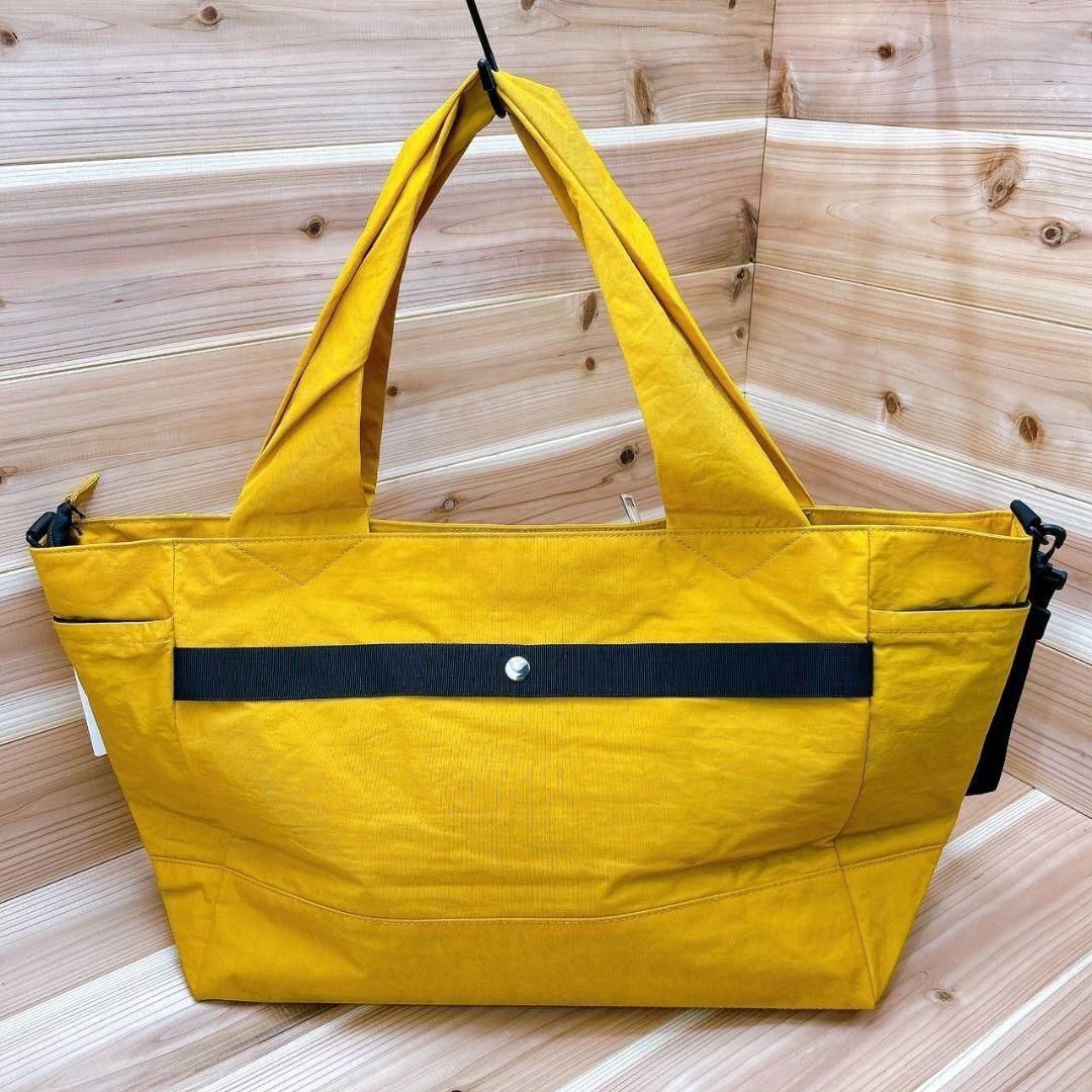 SNOOPY ショルダーバッグ イエロー 鞄 ズッケロ キャラクター 収納 旅行 サブバッグ キャリーにかけれる 便利アイテム 神アイテム