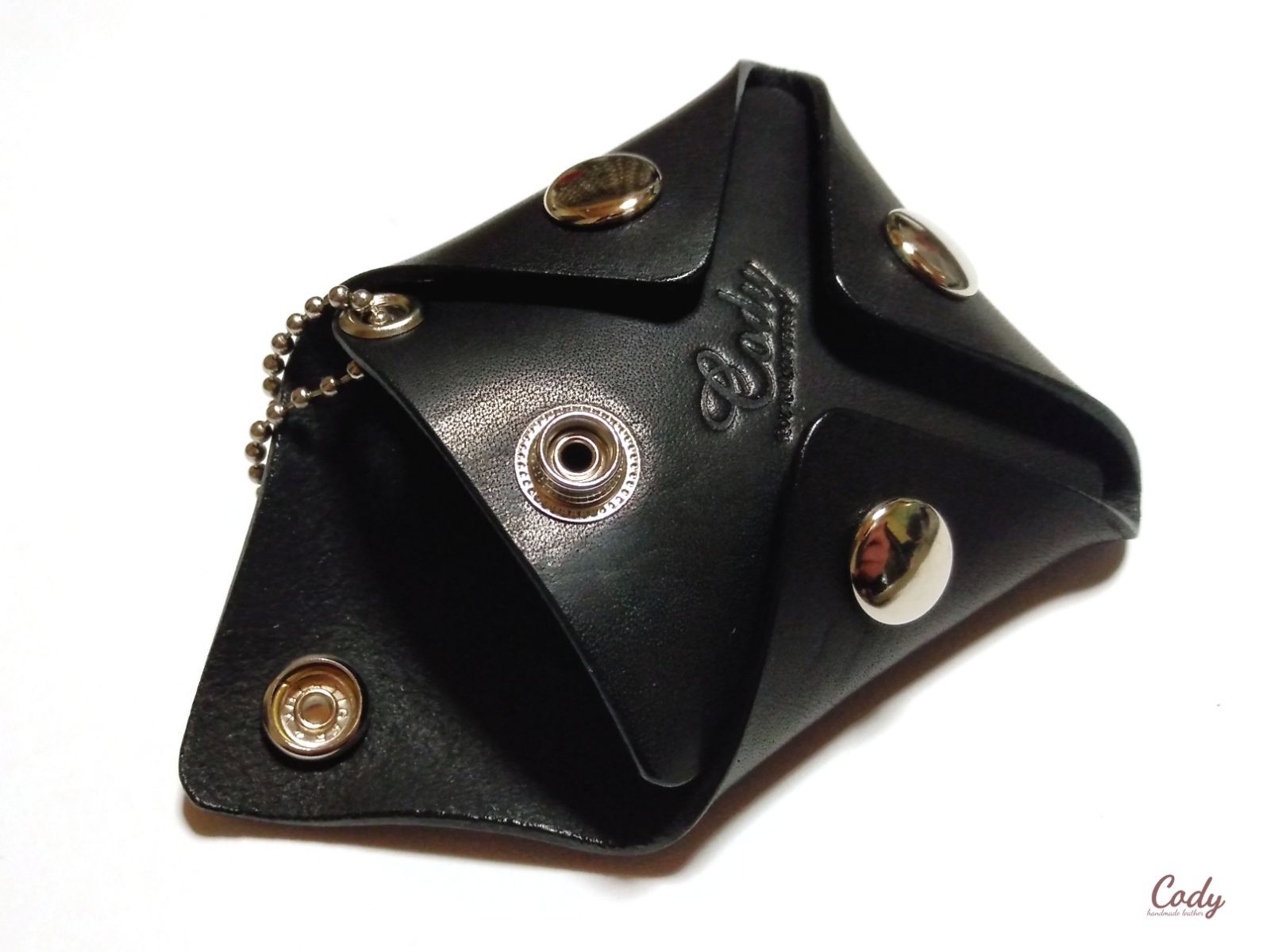 お試しプライス】【フィッシュ】スタッズコインケース 魚 釣り フィッシャー 本革 小銭入れ ハンドクラフト オイルドレザー レザーロッドケース】  時を忘れて没頭❣️ 最近、レザークラフト工房に通ってます🪡 フライフィッシングを楽しむためのギアを 自分の手で作りたい ...