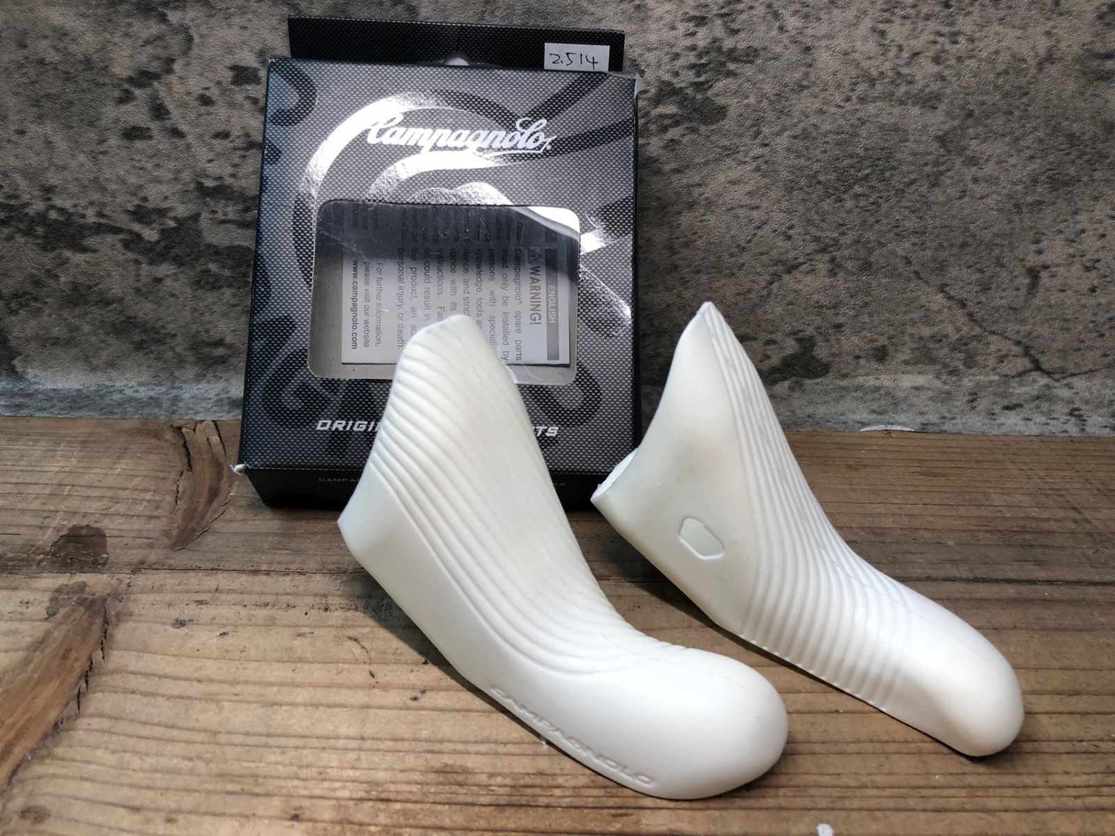 IN112 カンパニョーロ CAMPAGNOLO レバーフード パワーシフト用 白 未使用