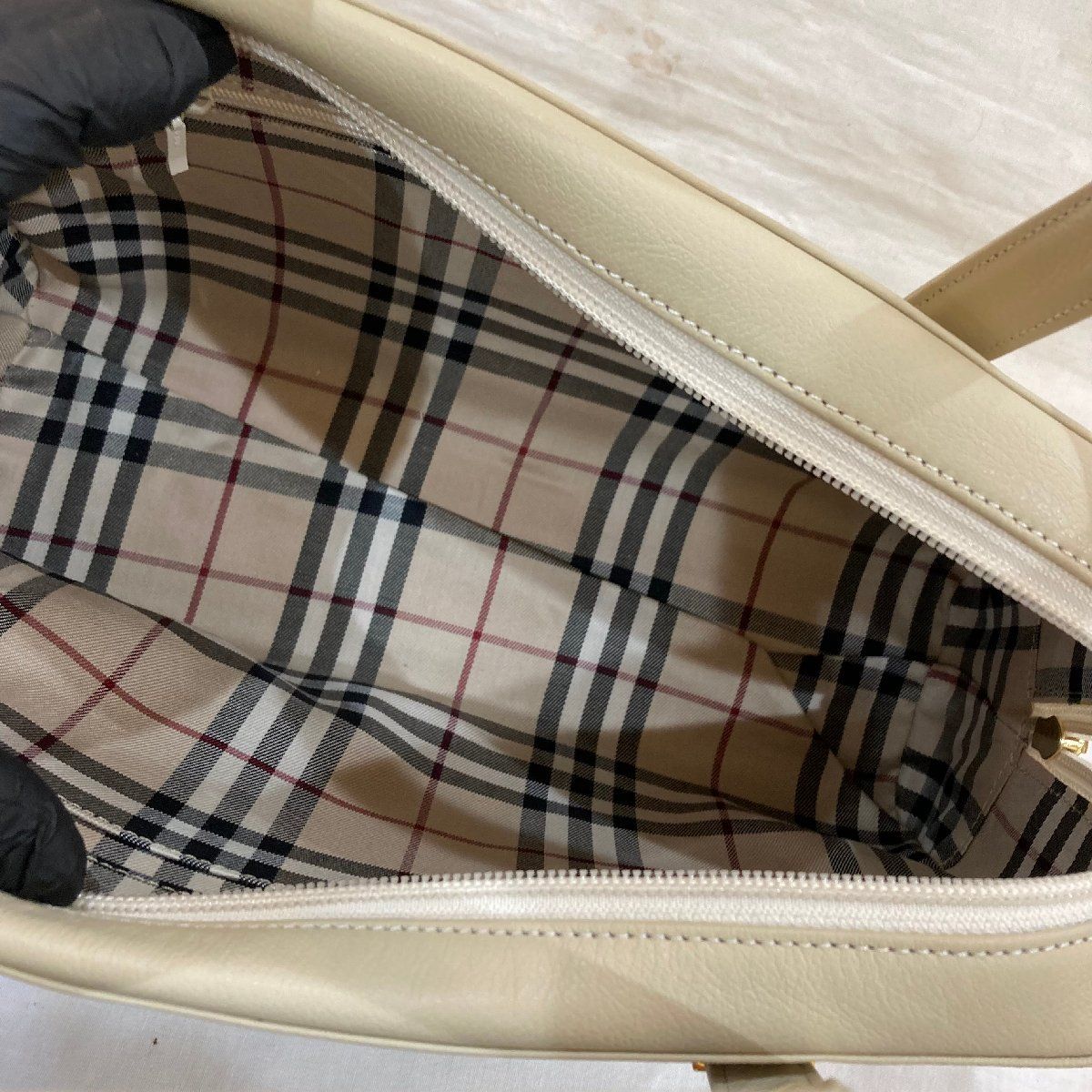 中古美品○BURBERRY⁄バーバリー○オールレザーハンドバッグ BURBERRY 