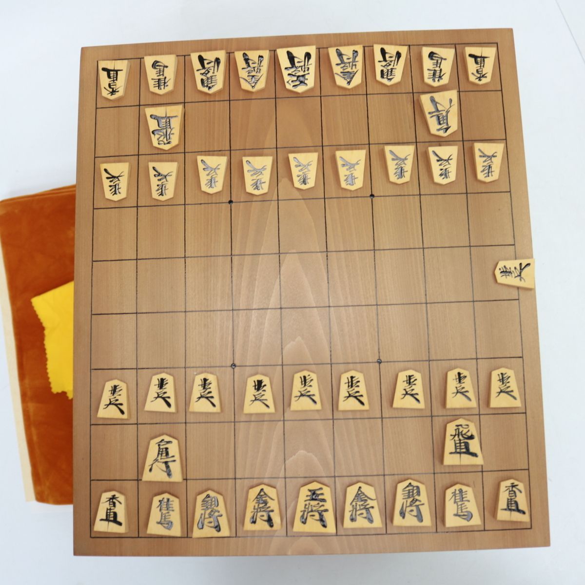 日本将棋連盟　中原誠　記念品　九谷焼 日本将棋連盟 中原誠 記念品 九谷焼 日本将棋連盟 中原誠 記念品