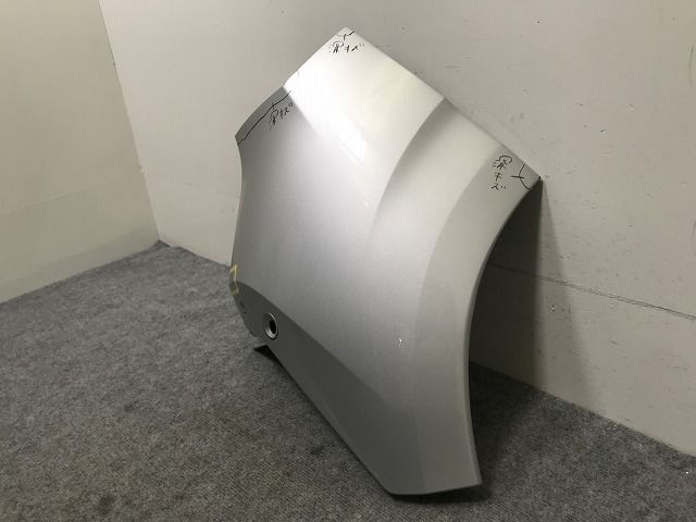 ノート/NOTE E13/SNE13 純正 右 リア コーナーパネル/コーナーカバー