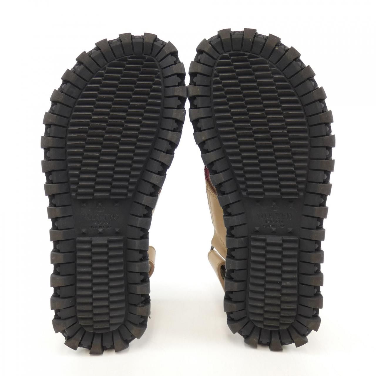 ヴァレンティノ VALENTINO サンダル ロックスタッズ カーフスキン