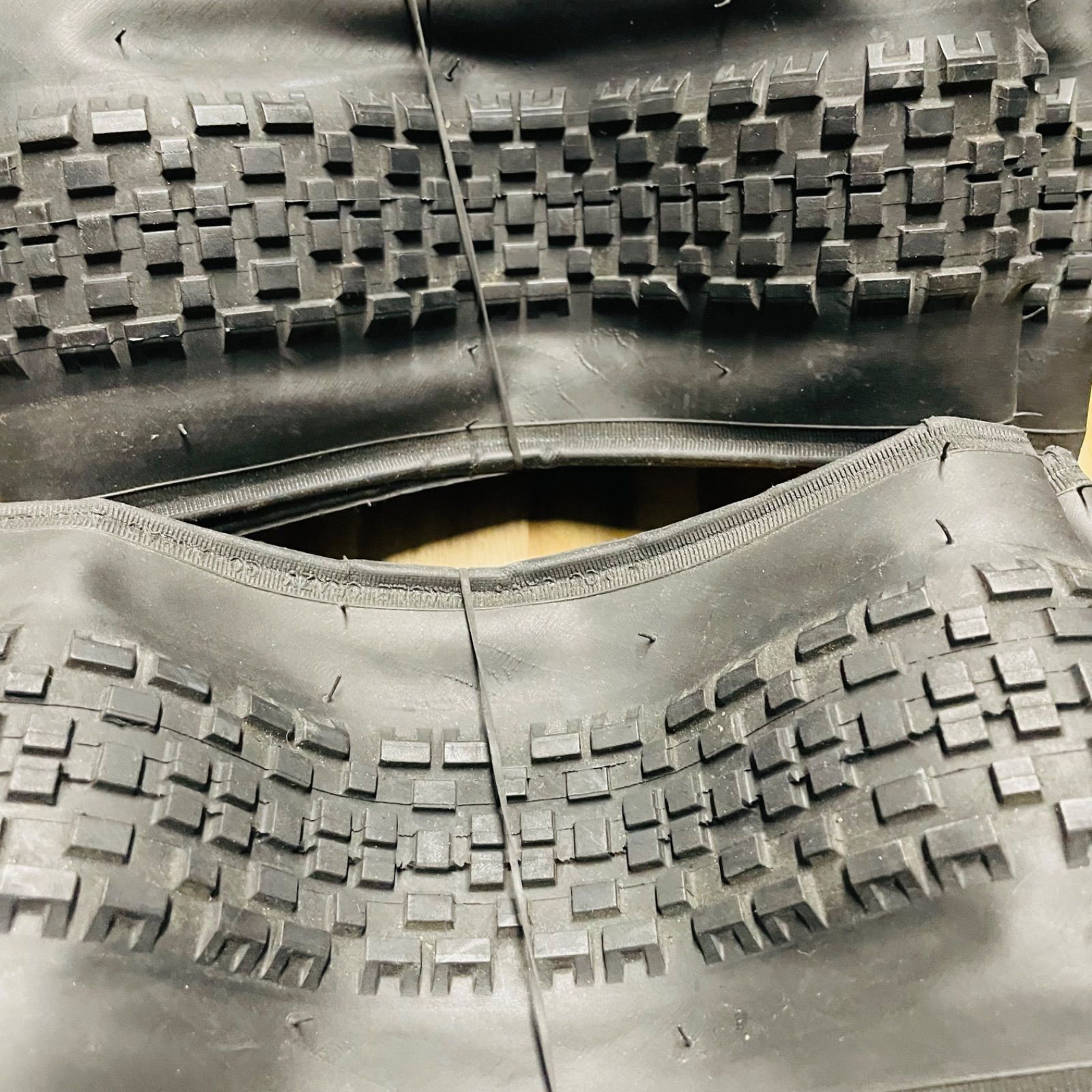 SURLY KNARD 650B×41 クリンチャー タイヤ セット チューブ