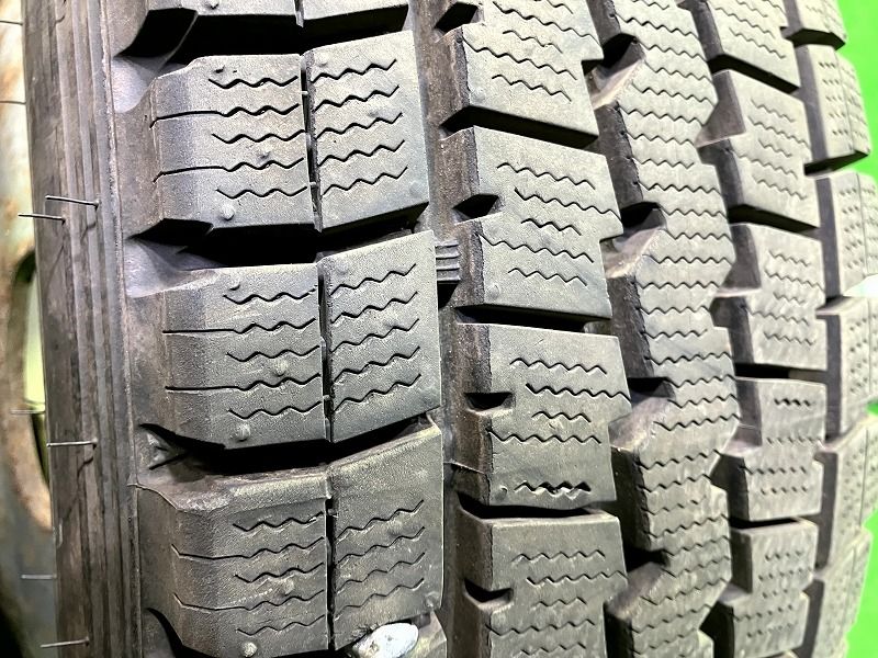 タイヤホイールセット 2057016