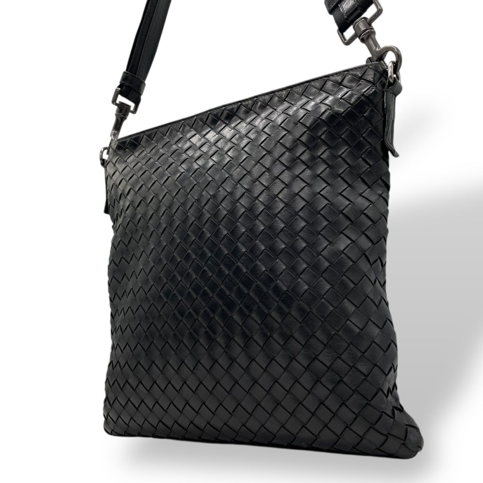 美品 BOTTEGA VENETA ボッテガヴェネタ イントレチャート ショルダー 