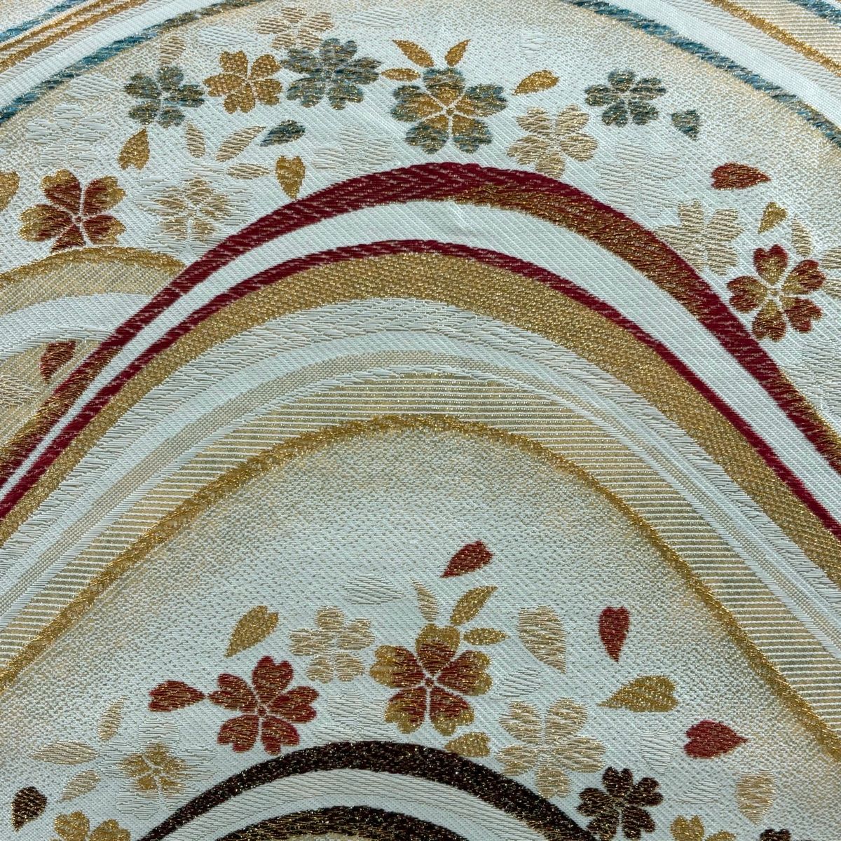 袋帯 美品 秀品 桜 波 金糸 唐織 クリーム 六通 正絹 【中古