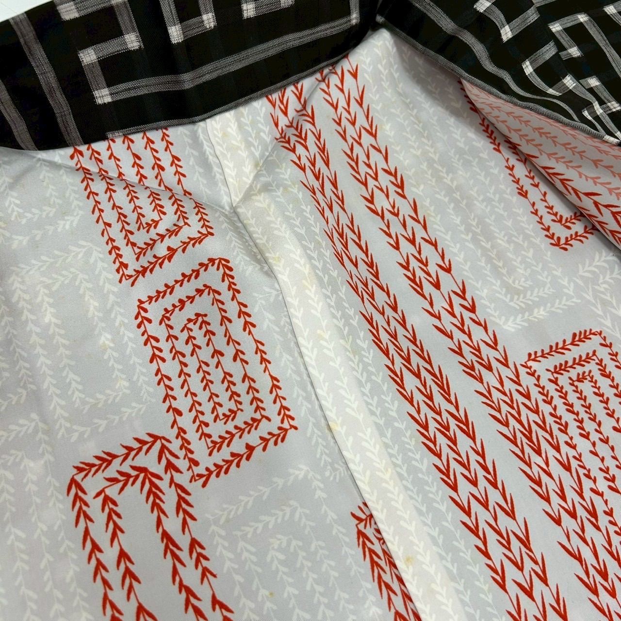 本場奄美大島紬 秋名バラ