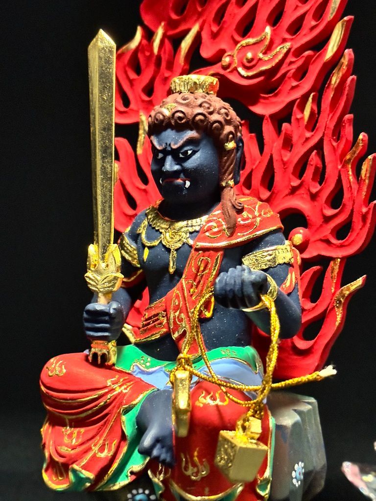 総高約19ｃｍ