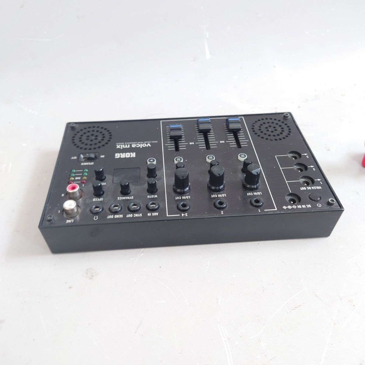 鍵盤楽器 volca mix Amazon.com: Korg Volca Mix Analogue Perfomance Mixer Four