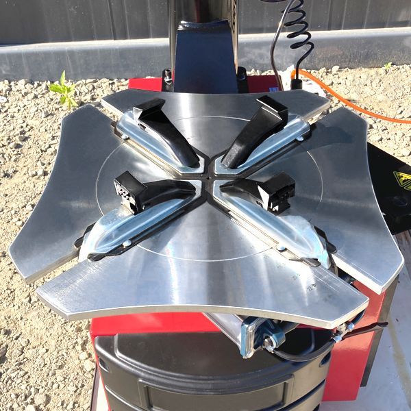 タイヤチェンジャー 単相100V 24インチ対応 配達から引取りまで 選べる配達方法 1年保証 標準機種 タイヤ脱着 タイヤ交換 認証取得商品 T200 FFCRYSTALESIA_COM