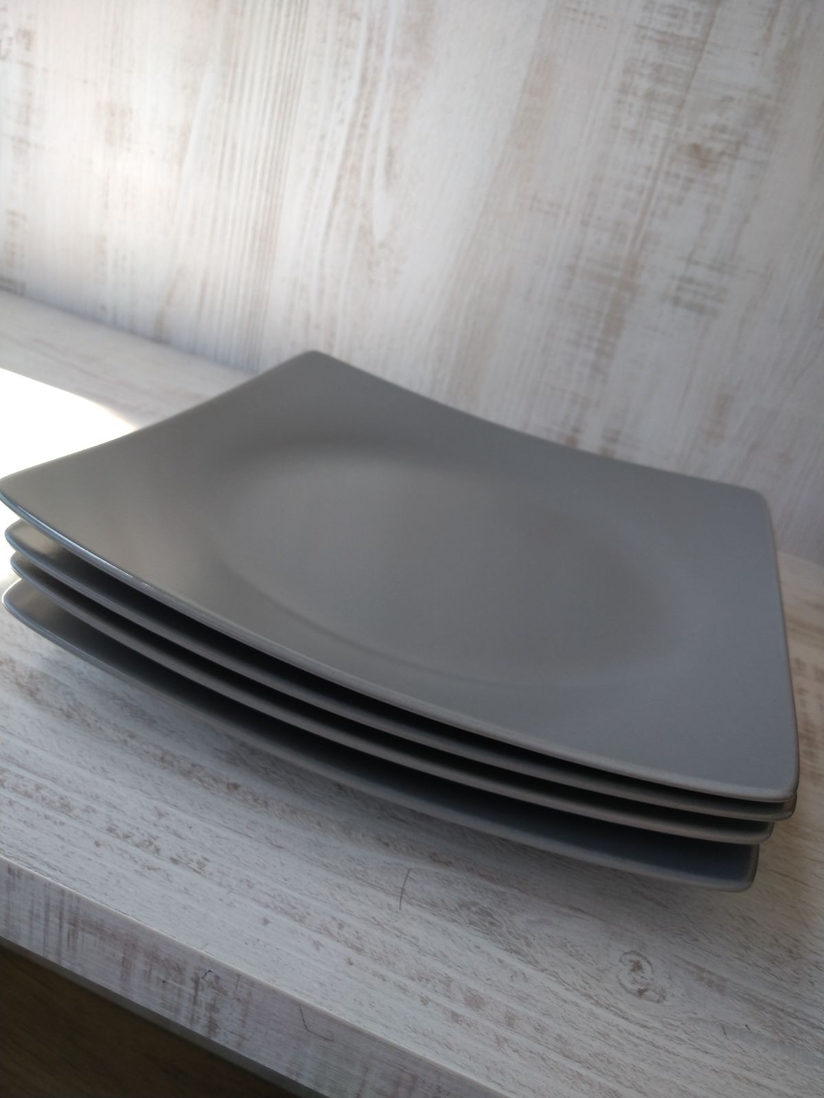 4枚組　イタリアのブランドEXCELSAのテーブルウェアシリーズ  "ECLIPSE" SQ DINNER PLATE グレー "エクリプス" スクエア ディナー プレート