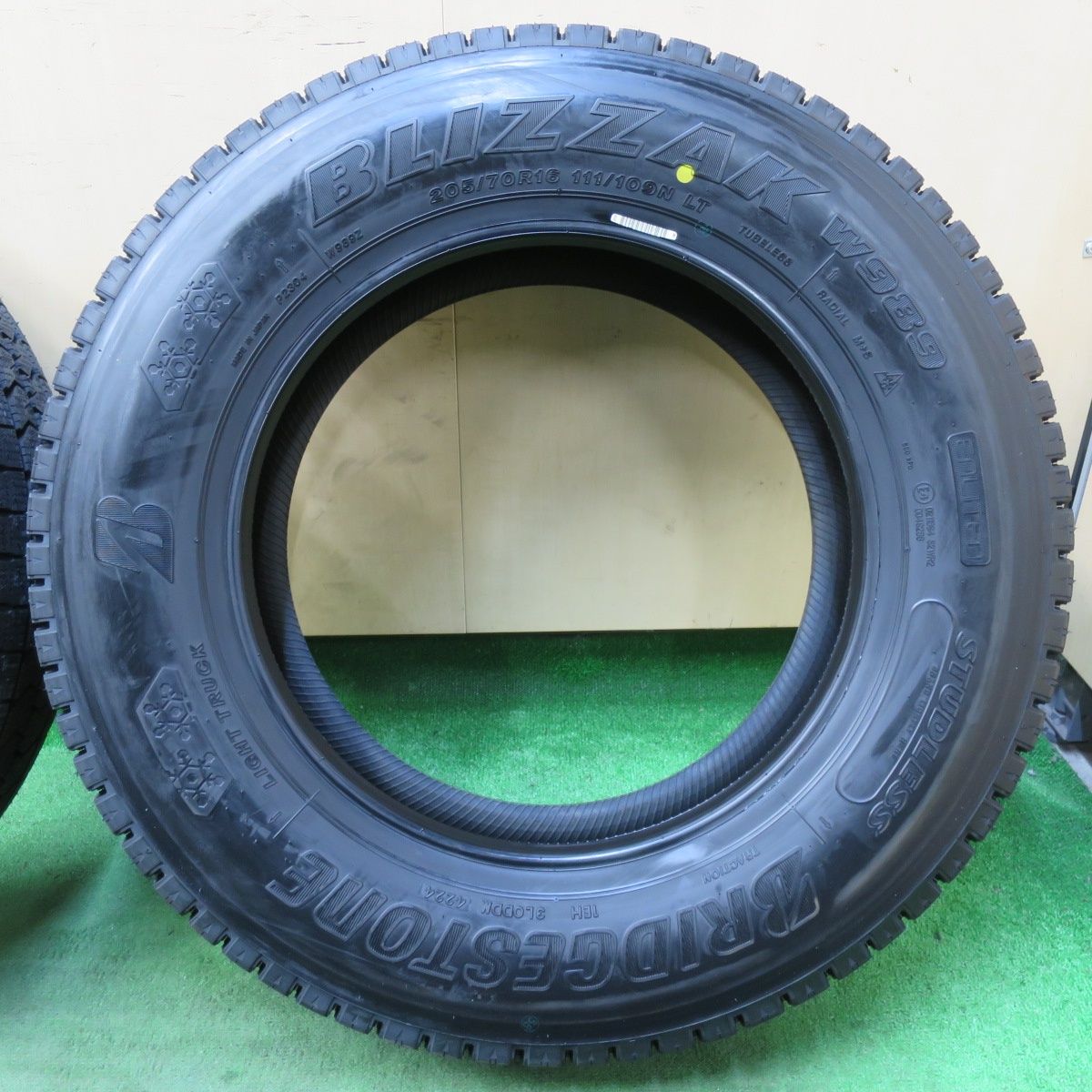 S-521【2024年製造】ブリヂストン W989！205/75R16【4本】 送料