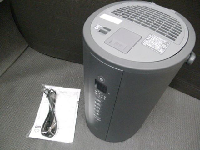 ZOJIRUSHI 象印 スチーム式加湿器 EE-TA60 2025年製 ～10畳|～17畳