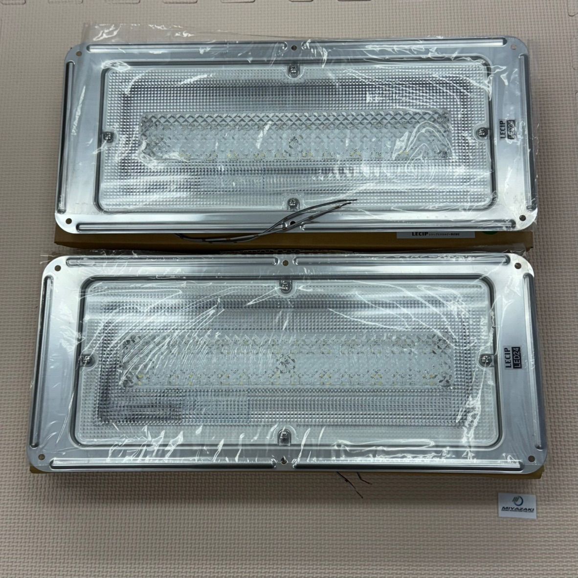 LECIP　レシップ　自動車用LED灯　LED庫内灯　SY-NMT-LED2【2個セット】