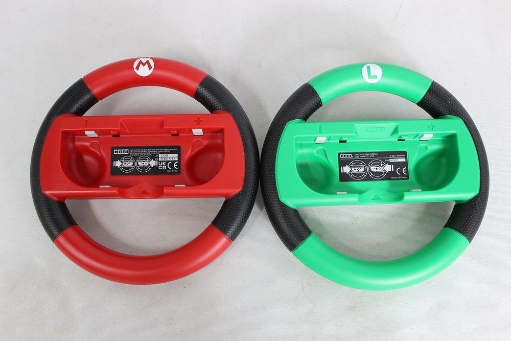 ◇任天堂スイッチ マリオカート8デラックス Joy-Conハンドル 2個