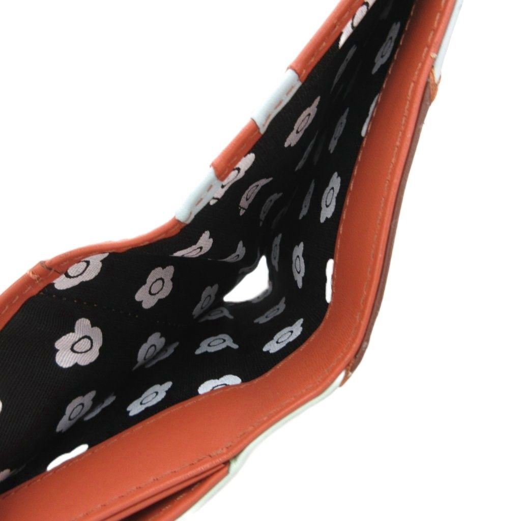 マリークワント MARY QUANT 二つ折り財布 ウォレット 花モチーフ
