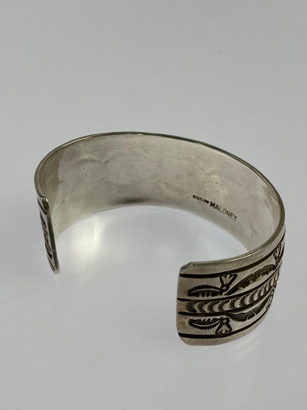 Leonard Maloney シルバー バングル 中古品】 NAVAJO ナバホ LEONARD MALONEY STERLING SILVER バングル