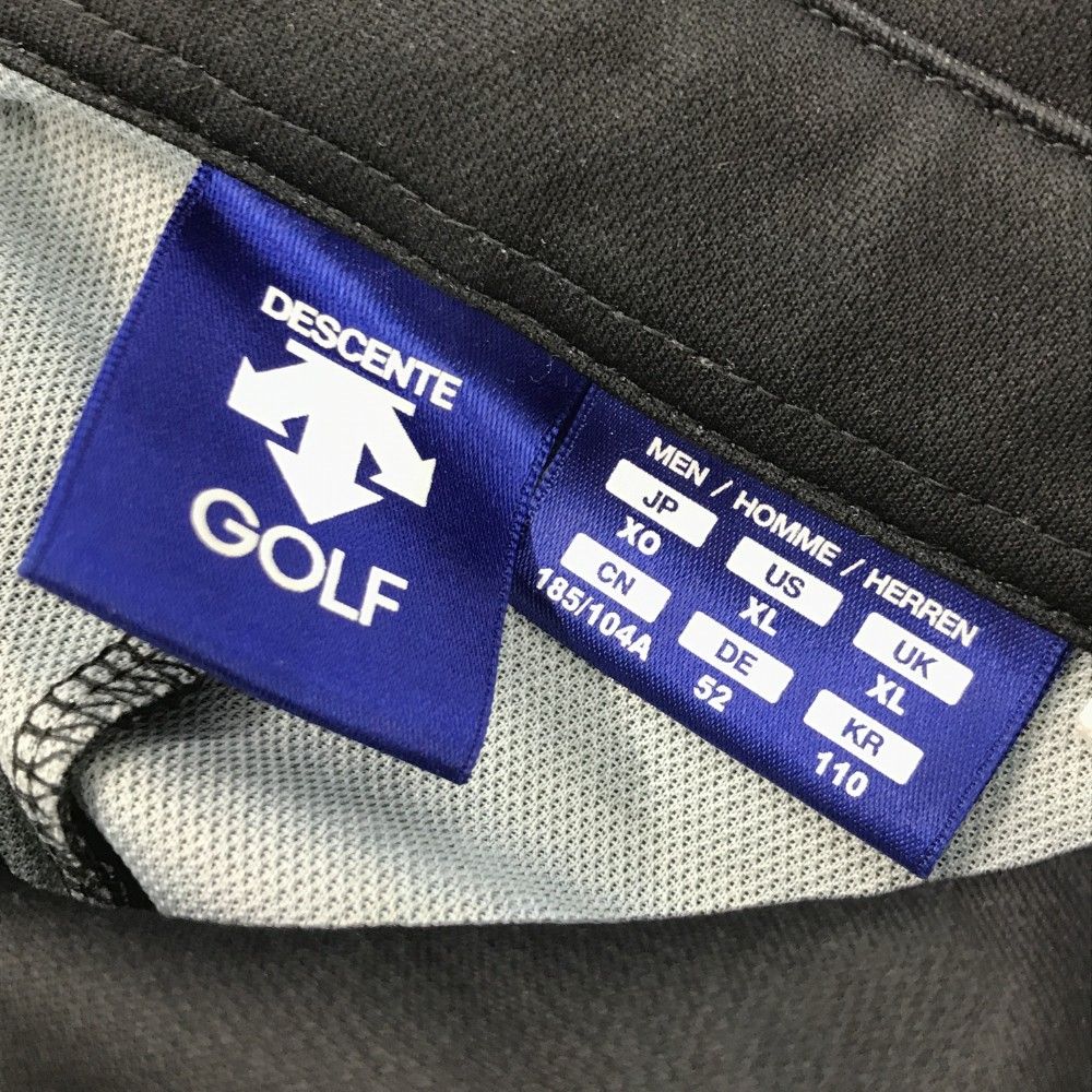 サイズ：XO DESCENTE GOLF デサントゴルフ  半袖ポロシャツ 総柄 ブラック系 [240101417863] ゴルフウェア メンズ ストスト サイズ：XO DESCENTE GOLF デサントゴルフ 半袖ポロシャツ 総柄
