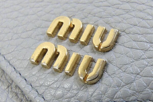 ミュウミュウ コインケース 5MC083 ライトグレー レザー 中古  