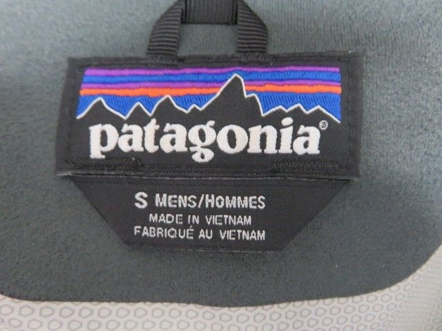 991845832