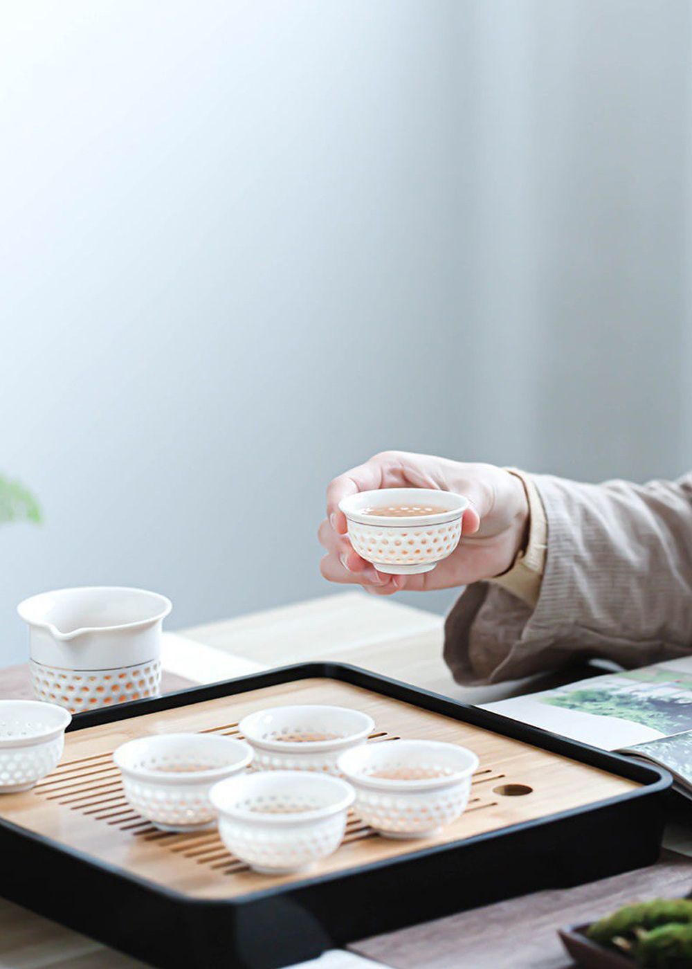 高級感満載 陶磁器 ☆15頭セット 骨磁コーヒー水具セット陶磁器 高級感満載 陶磁器 ☆15頭セット 骨磁コーヒー水具セット陶磁器