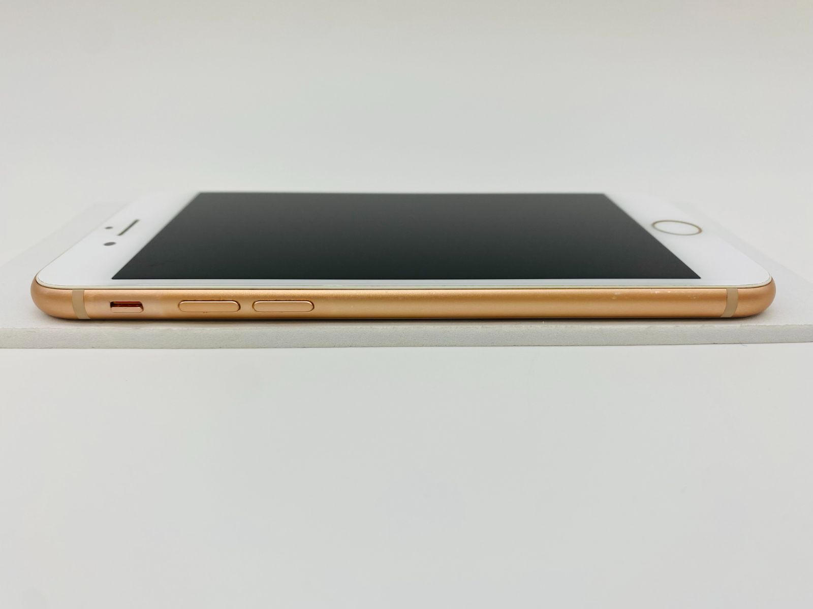 iPhone8 64GB ゴールド/KDDI/大容量2300mAh 新品バッテリー100% おまけ