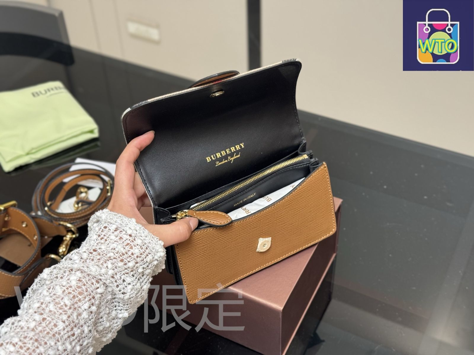 今日特価】Burberry バーバリー ダブルショルダーストラップ