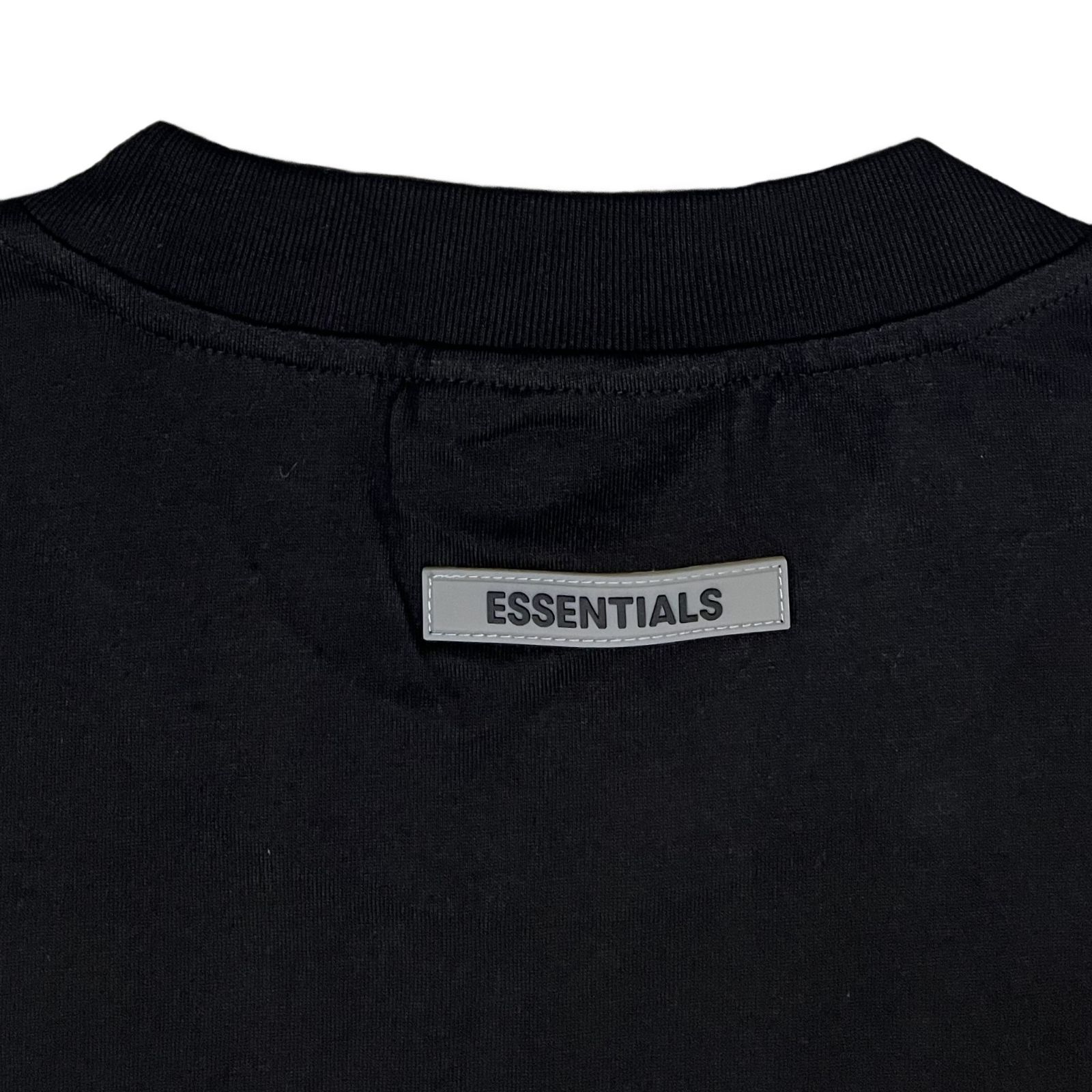 FOG エッセンシャルズ フロント 3Dロゴ 半袖 Tシャツ ブラック S