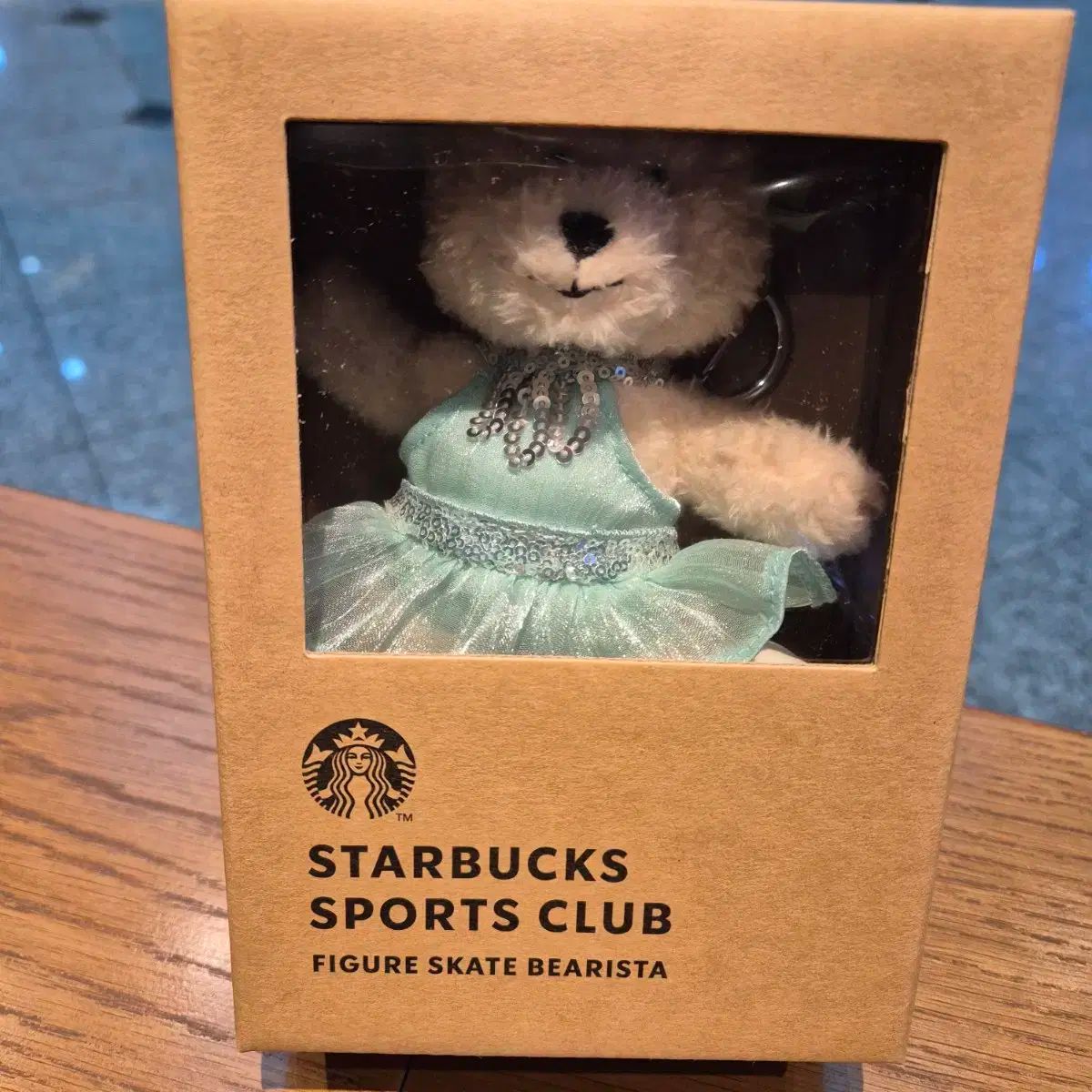 【雷市場（ポンジャン）商品韓国直送】 Starbucks(スターバックス) フィギュアスケート ベアリスター キーチェーン 出品