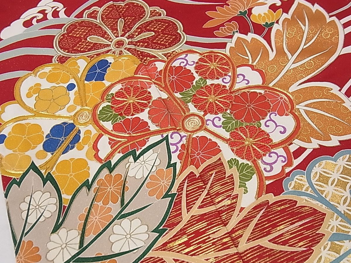 期間限定セール20％off○極上 創業460年・千總 振袖 駒刺繍 立波草花文