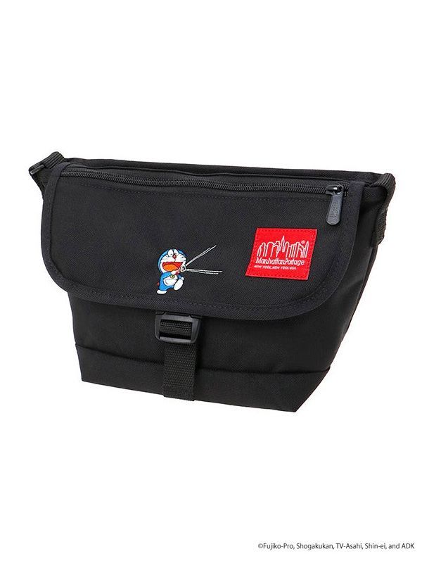 Manhattan Portage マンハッタンポーテージ ドラえもん ショルダー バッグ メッセンジャーバッグ 斜め掛け Nylon Messenger Bag Doraemon 2024 数量限定商品 MP1603FZPDORA24