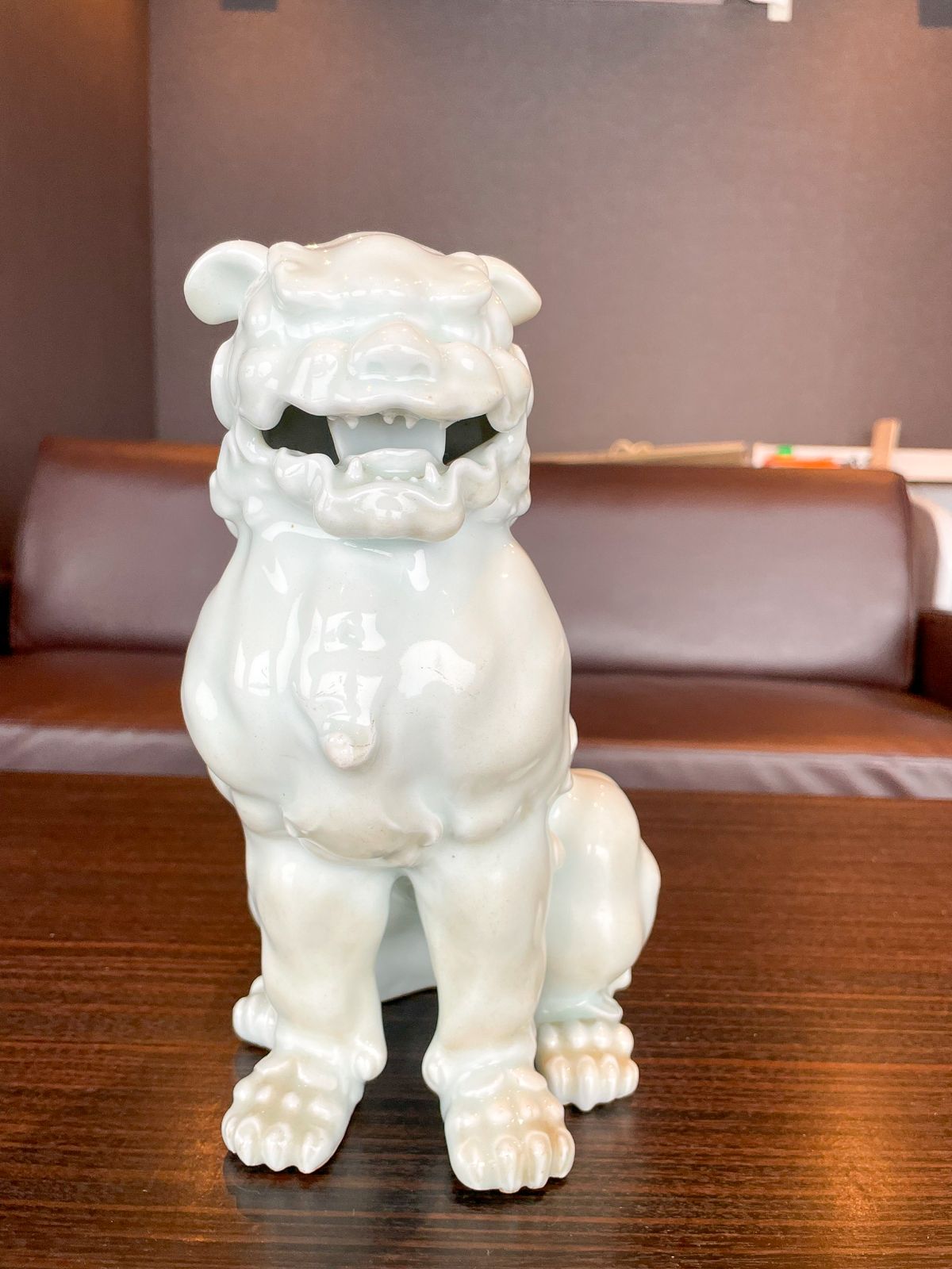 精巧白磁 狛犬（阿形）｜和モダンインテリア・飾り置物 こま犬