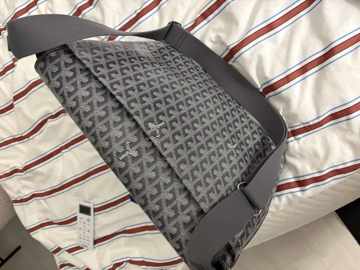 絶対大特恵! Goyard ゴヤール カフェティアン グレー