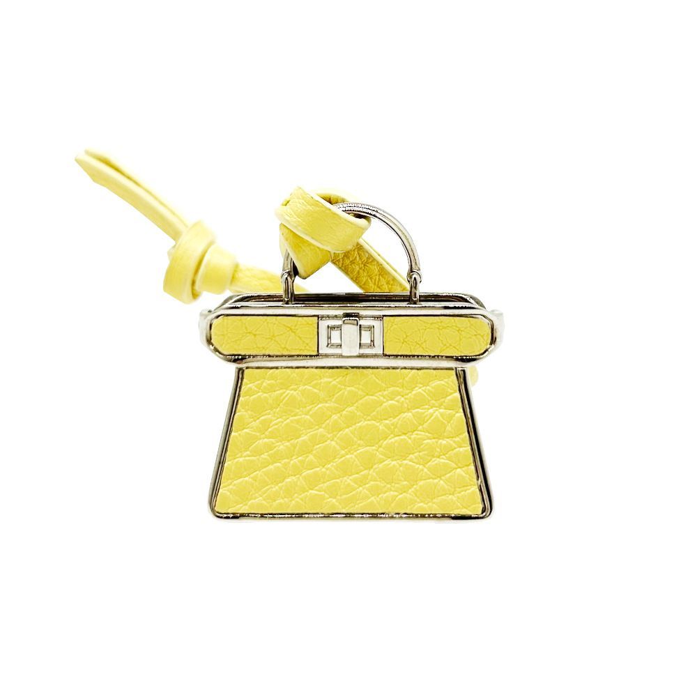 中古】フェンディ FENDI ストラップ Picoピーカブー イエロー