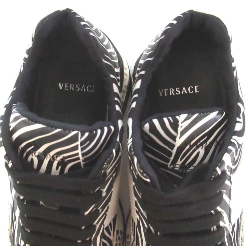 美品 VERSACE ヴェルサーチ ゼブラ柄 スニーカー シューズ 35 美品 VERSACE ヴェルサーチ ゼブラ柄 スニーカー シューズ 35
