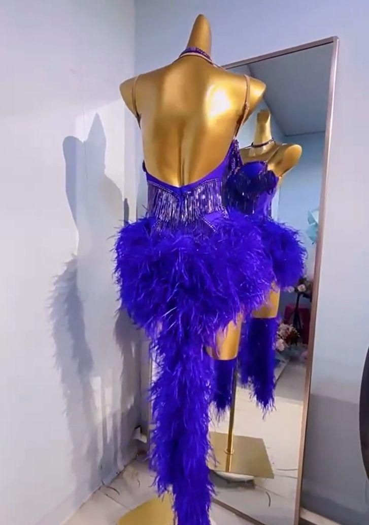 【美品】　オーストリッチ　羽根 フリンジ 社交ダンス　ラテンドレス　競技ダンス 美品】オーストリッチ 羽 ボア 社交ダンス ラテンドレス 衣装 競技