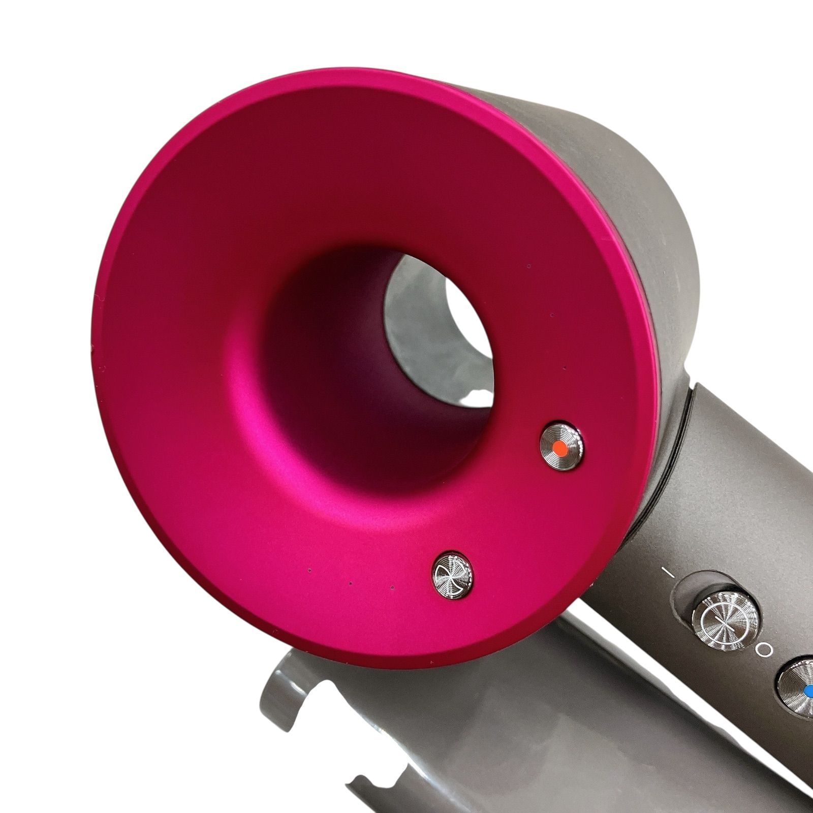 Dyson Supersonic Ionic ダイソン スーパーソニック イオニック ヘア