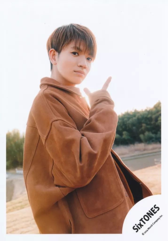 01 オフショット 髙地優吾 中古】生写真(STARTO) SixTONES/高地優吾/上半身/シングル「音色