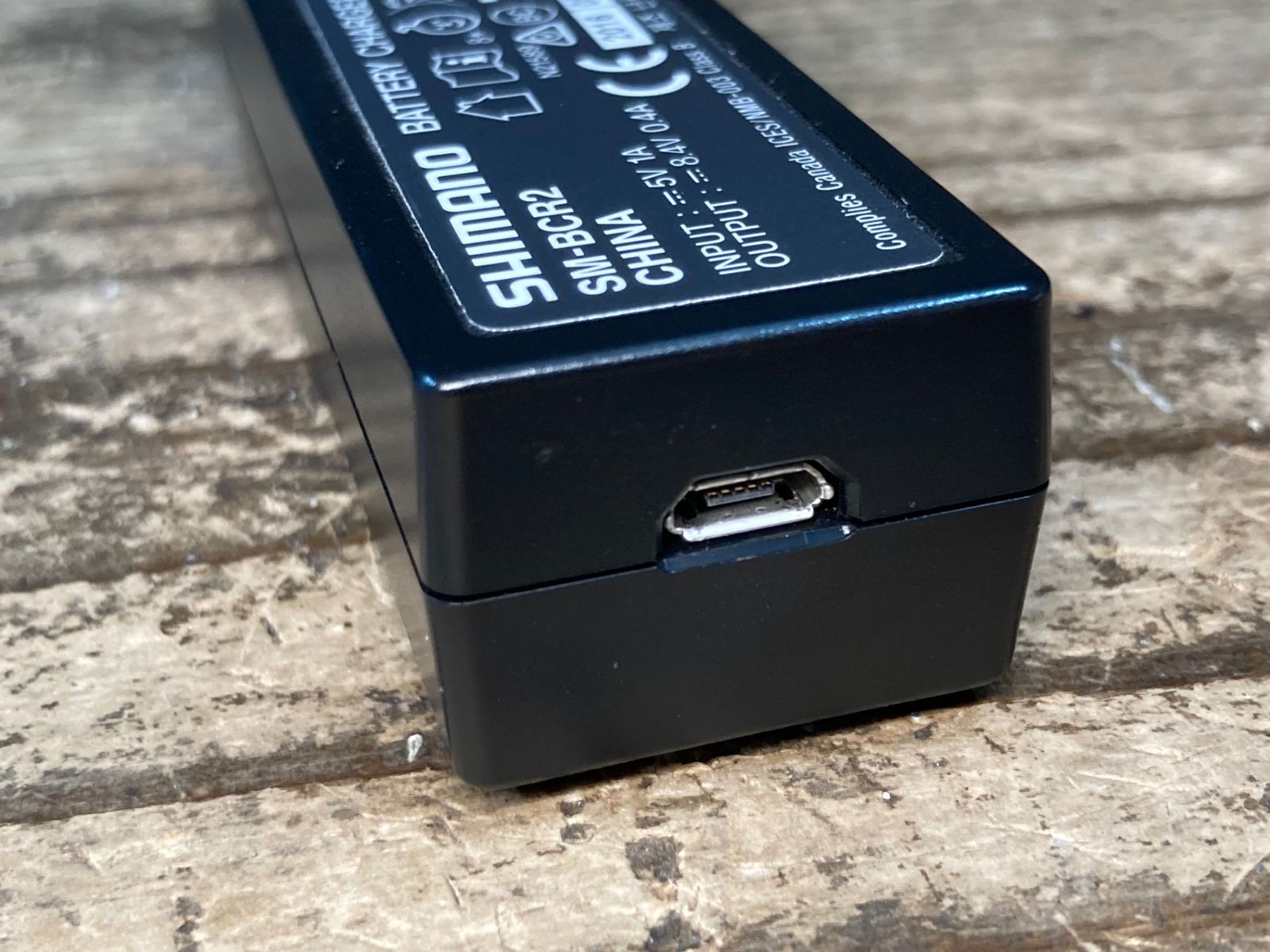 SHIMANO SM-BCR2 Di2ビルトイン(内蔵式)バッテリー充電器 IM031 シマノ SHIMANO SM-BCR2 バッテリーチャージャー SHIMANO Di2