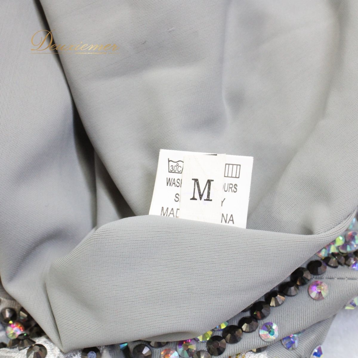 【美品 社交ダンス衣装】グレー ワンピース ドレス フロート フリル レース 高級感 デモ 競技用 豪華 華やか 発表会 灰色 美品 社交ダンス衣装】グレー ワンピース ドレス フロート