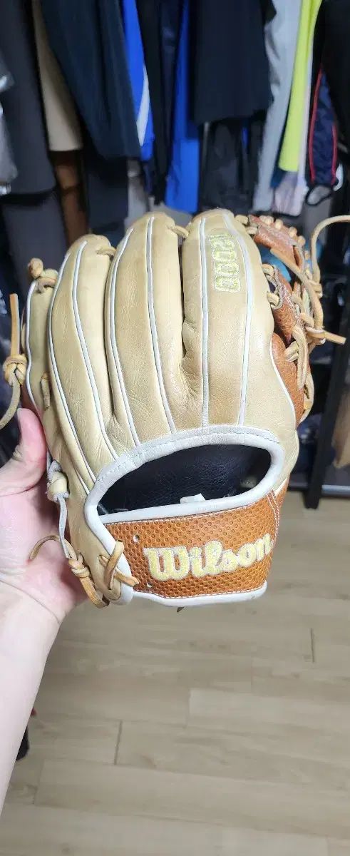 Wilson A2000 硬式内野 - Jose Altuve 11.5 Wilson A2000 硬式内野