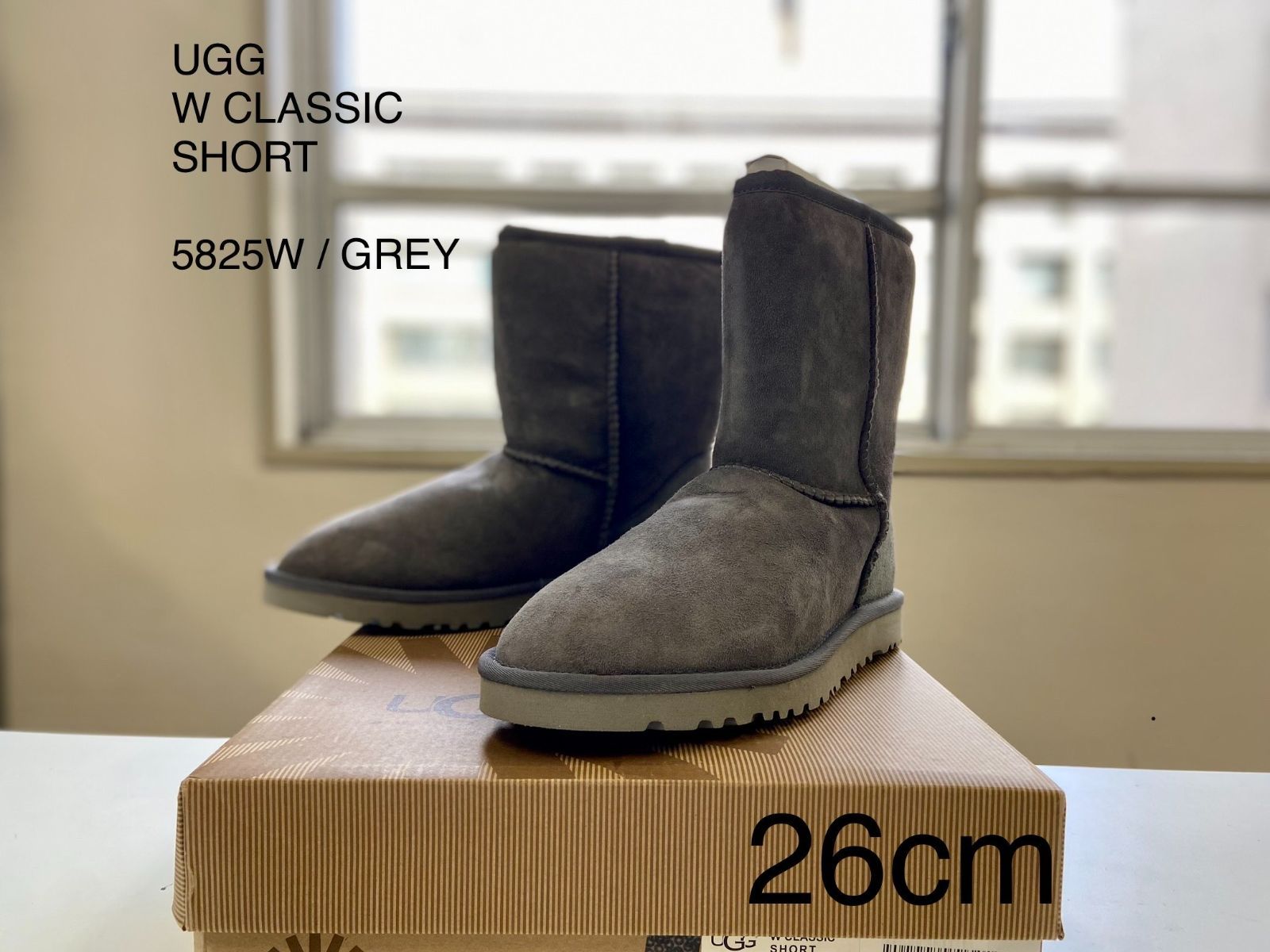 新品未使用＊UGG W CLASSIC SHORT 5825 W グレー 7 新品/未使用】UGG/ アグ ショートブーツ グレー W CLASSIC SHORT 5825