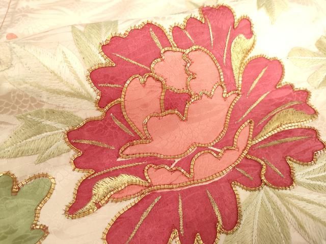 アンティーク レトロ 豪華 鶴に松竹梅 刺繍 金糸 金銀彩 袷 正絹 振袖 着物 アンティーク レトロ 豪華 鶴に松竹梅 刺繍 金糸 金銀彩 袷 正絹