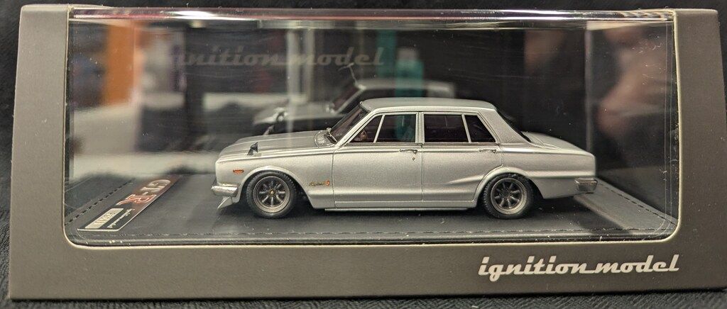 ignition model 1/43 Nissan Skyline 2000 GT-R (PGC10) Silver 1970