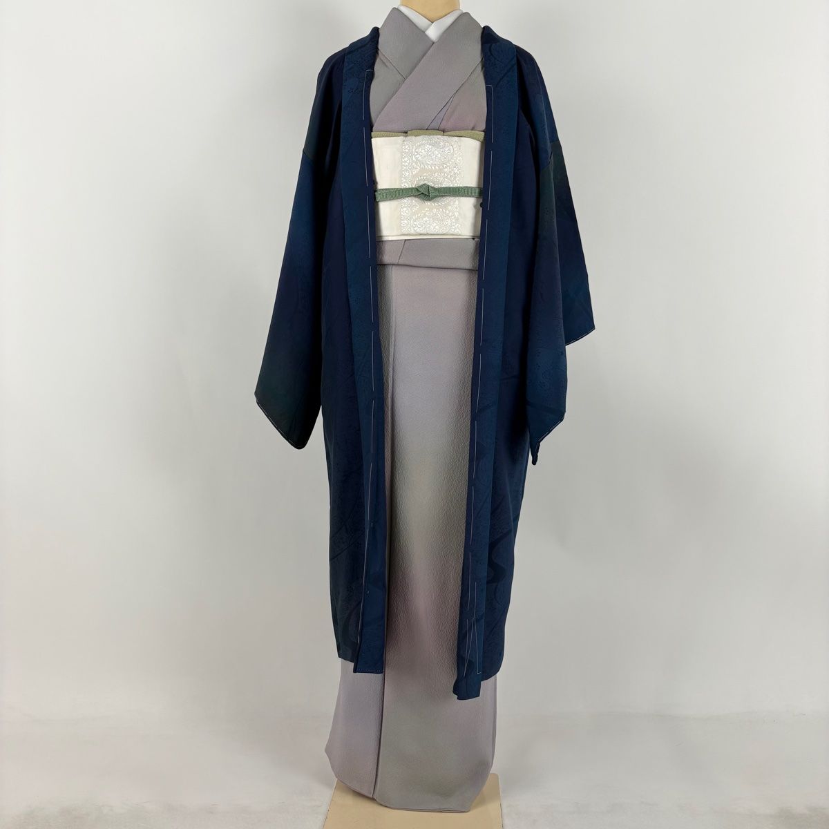 羽織 身丈112cm 裄丈67cm M 地紋 縦ぼかし 藍色 正絹