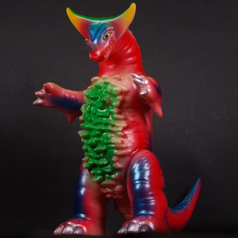 ブルマァク怪獣シリーズ ゴモラ (レトロカラー) - メルカリ
