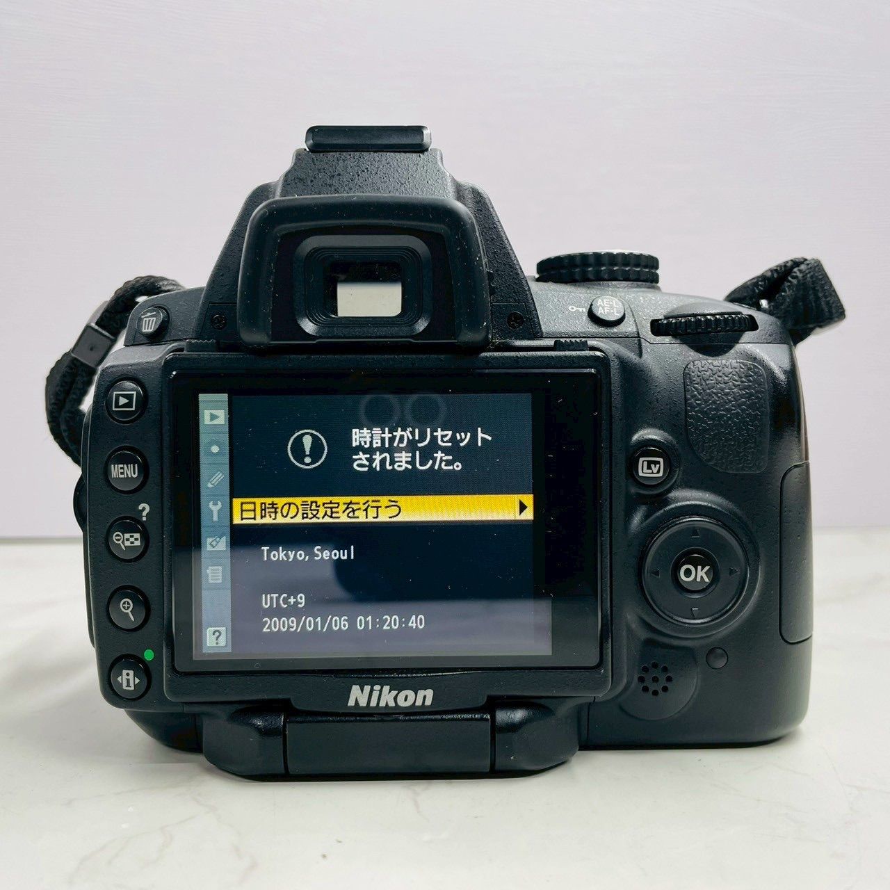 Nikon D5000 デジタル一眼レフ 18-55mmレンズ付き 【公式通販】