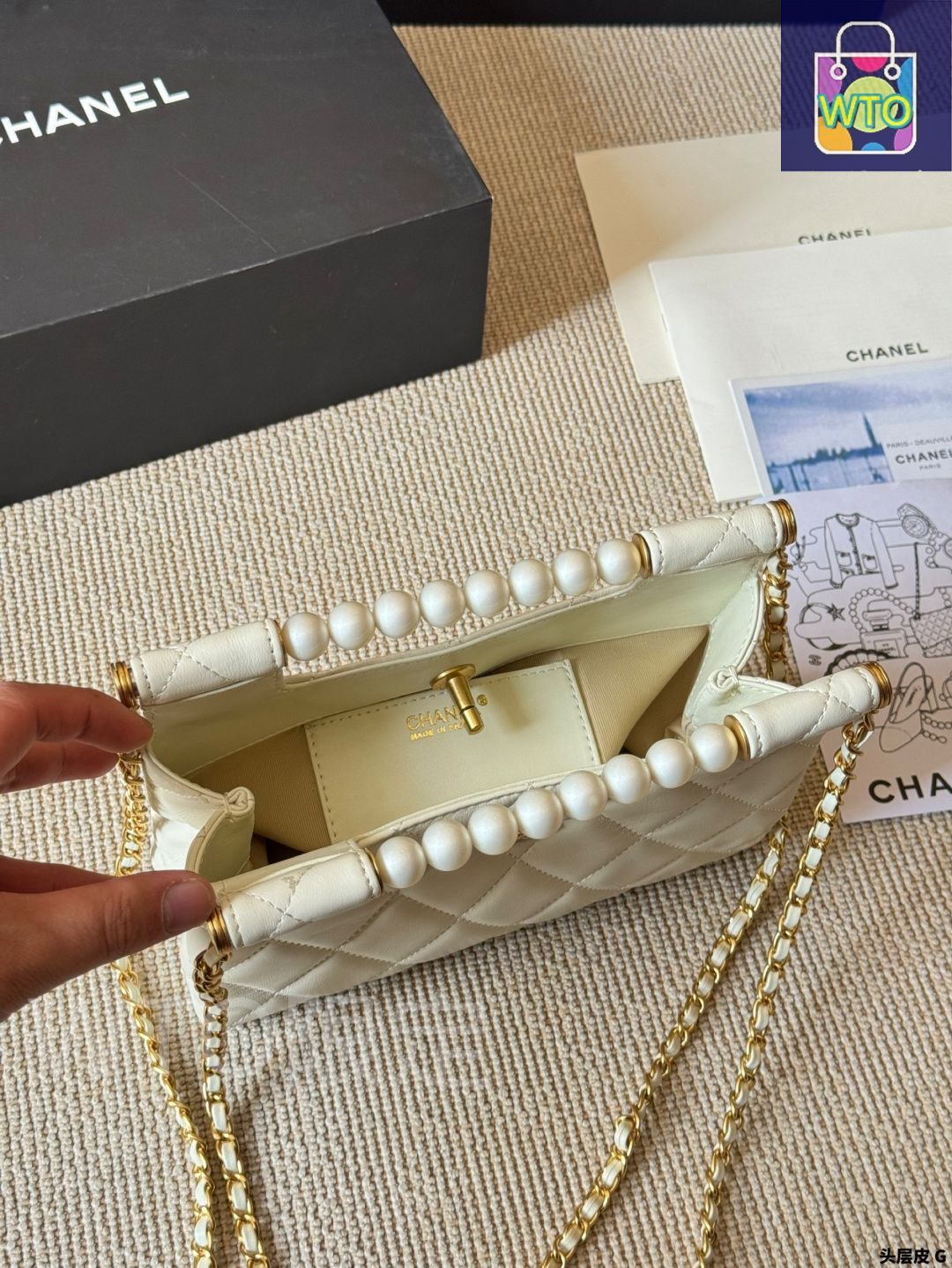 【特別なイベント/夜のお出かけに】CHANEL パールクラッチバッグ 特別なイベント/夜のお出かけに】CHANEL パールクラッチバッグ