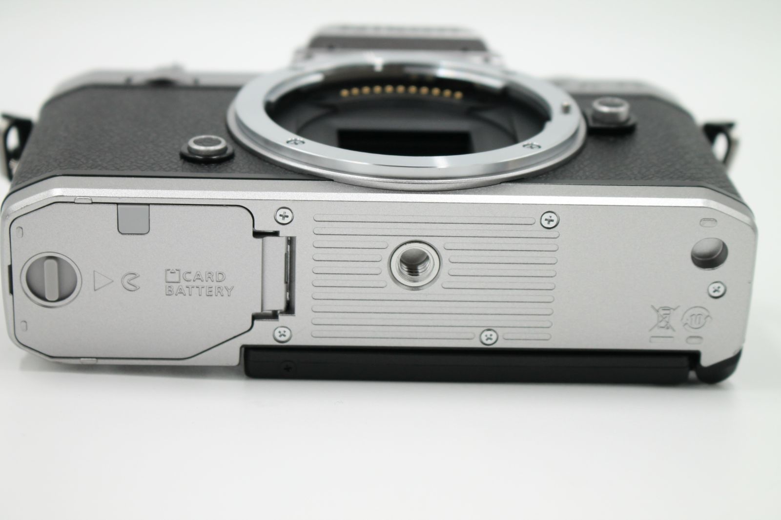 シャッター回数14696回！□極上品□ Nikon Z fc ボディ Zfc